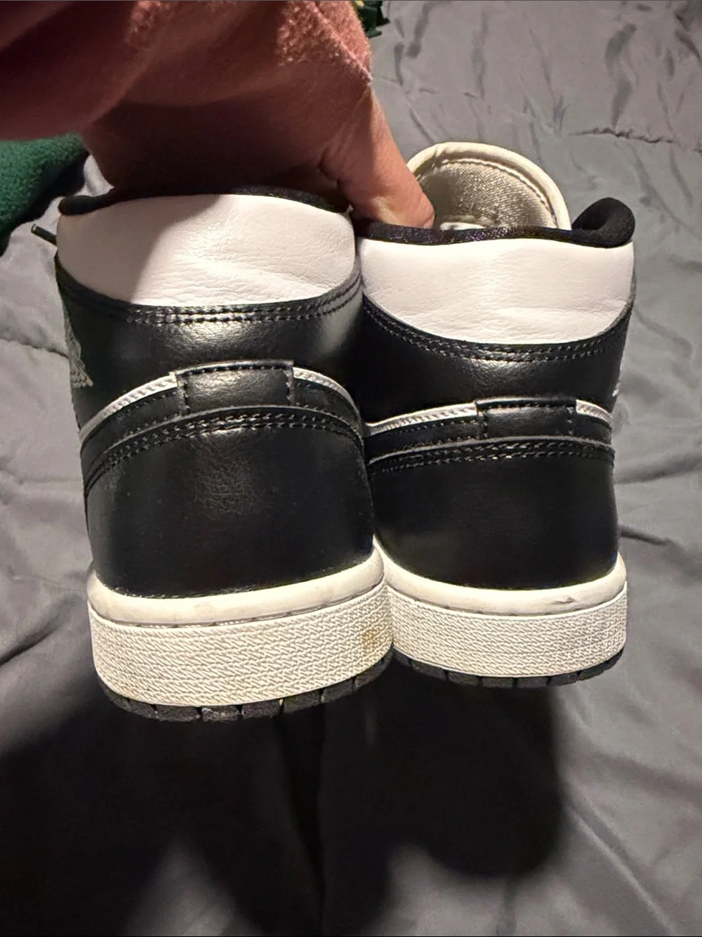 Nike Air Jordan 1 Mid in Black & White Size 7.5